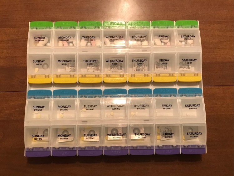 20200404 medicine organizer