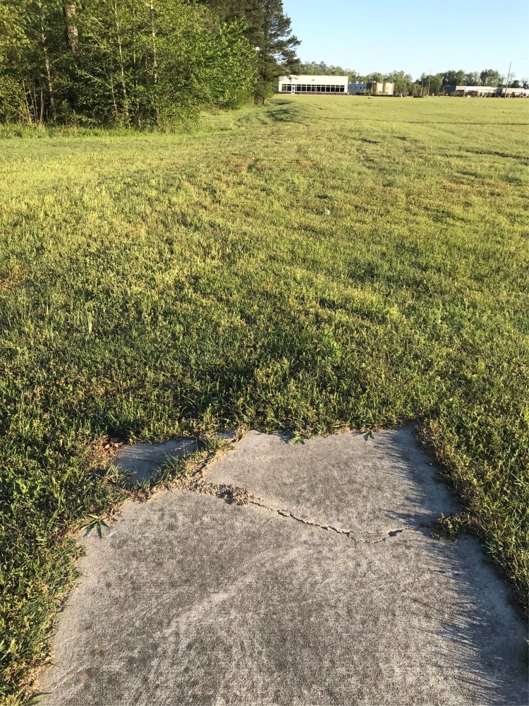 20200410 sidewalks be like