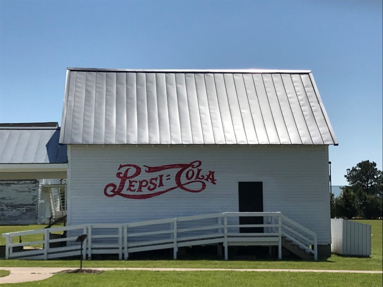 20200411 Satterthwaite Store