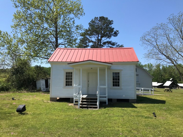 20200411 savage house