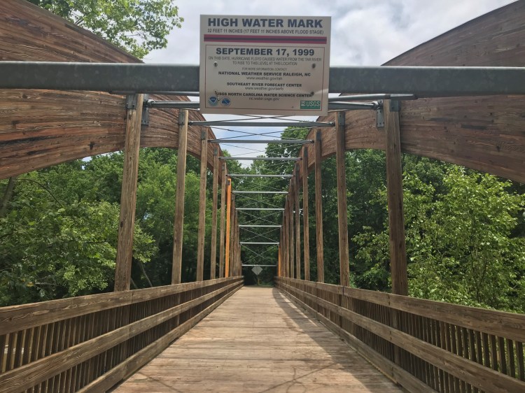 20200525 bridge high water